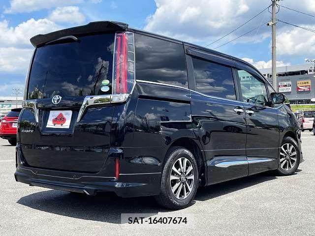 Toyota ESQUIRE 2019-06 344541-2