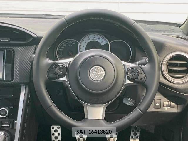 Toyota 86 2018-10 342462-11