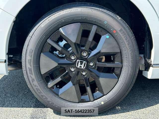 Honda e 2024-02 386032-9