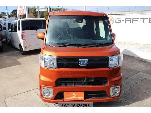 Daihatsu WAKE 2017-01 372431-5