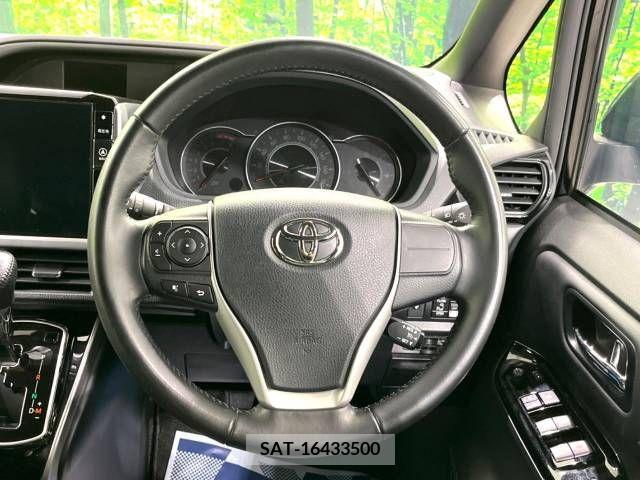 Toyota VOXY 2020-12 243817-13