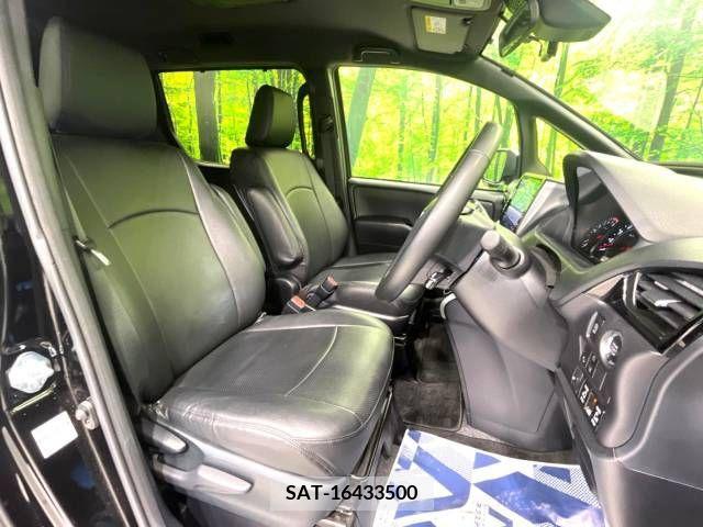 Toyota VOXY 2020-12 243817-9