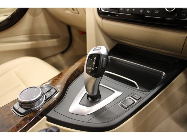 Bmw 3 SERIES 2017-02 16524-4