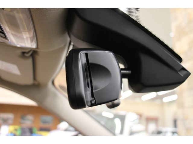 Bmw 3 SERIES 2017-02 16524-11