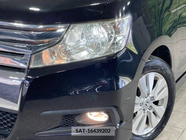 Honda e 2010-06 377756-12