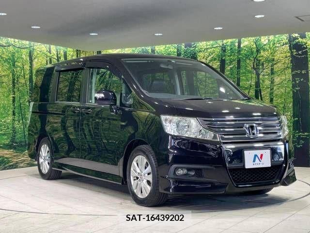Honda e 2010-06 377756-16