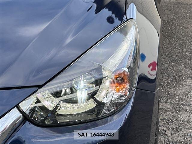 Mazda DEMIO 2015-11 383003-11