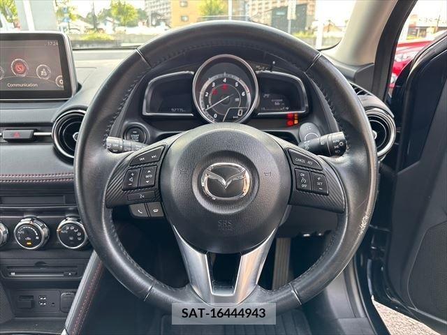 Mazda DEMIO 2015-11 383003-10