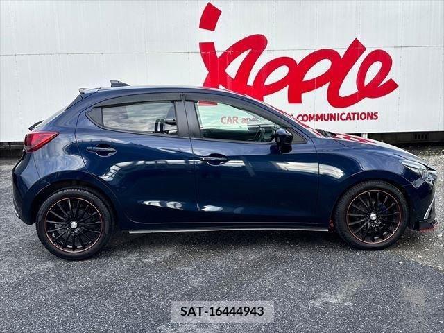 Mazda DEMIO 2015-11 383003-16