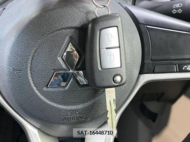 Mitsubishi EK WAGON 2022-03 300877-8