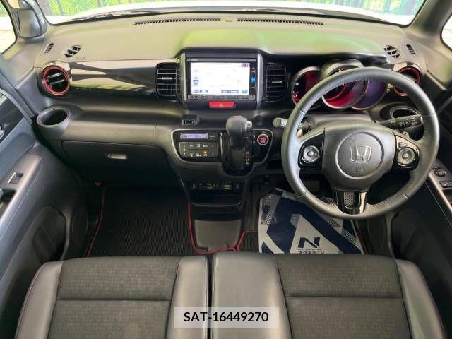 Honda N BOX CUSTOM 2017-01 364790-1