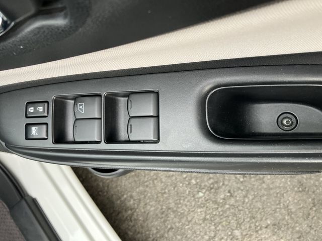 Nissan NOTE 2018-07 16735-16