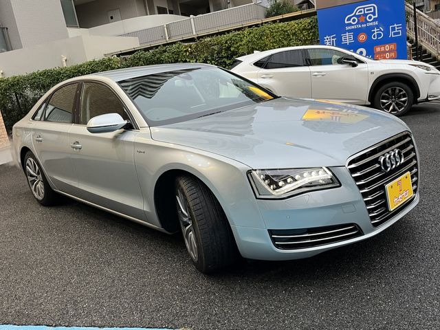 Audi A8 2013-03 28853-12