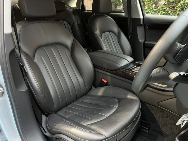 Audi A8 2013-03 28853-14