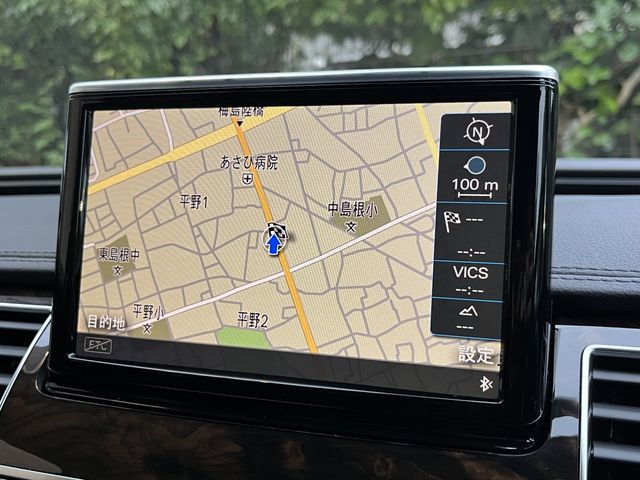 Audi A8 2013-03 28853-4