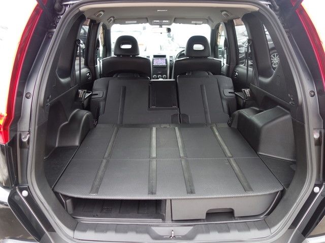 Nissan X-TRAIL 2011-12 875-18