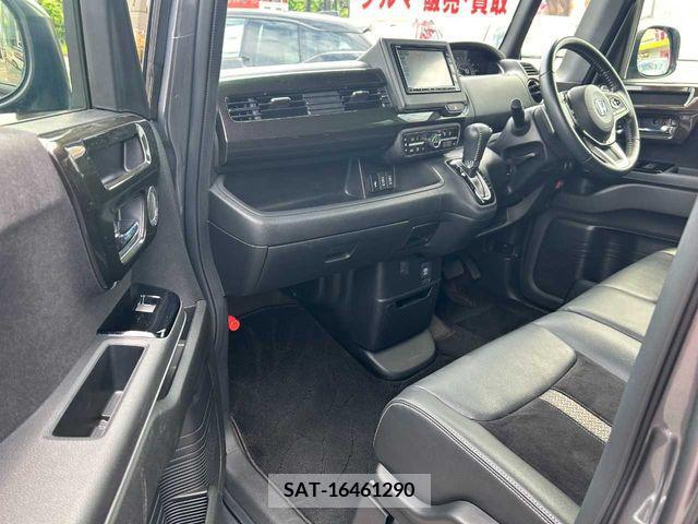 Honda N BOX CUSTOM 2020-01 307231-17