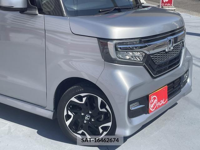 Honda N BOX CUSTOM 2018-06 364792-5
