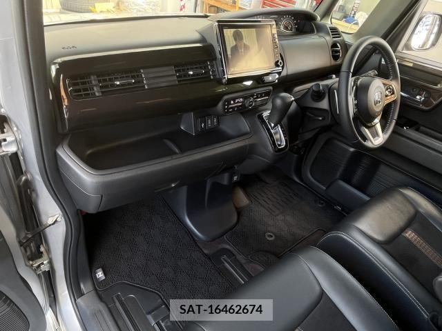 Honda N BOX CUSTOM 2018-06 364792-19