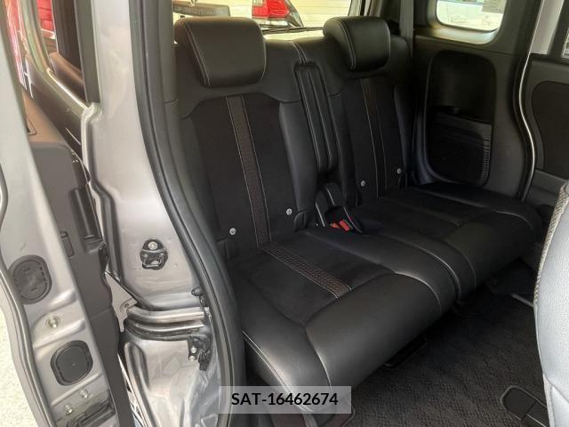 Honda N BOX CUSTOM 2018-06 364792-24