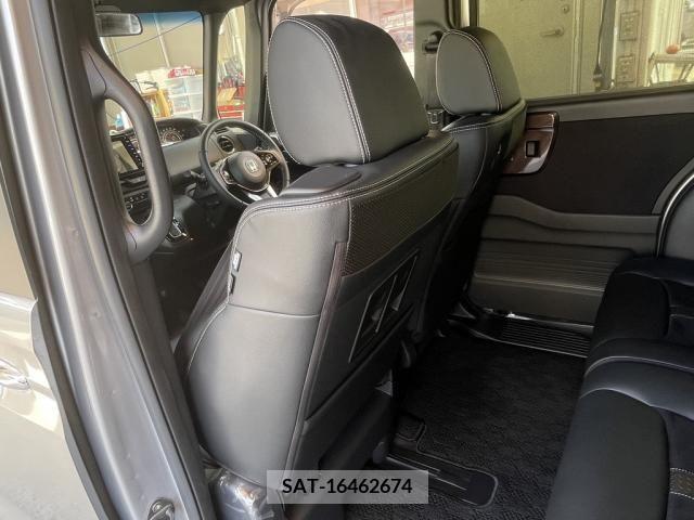 Honda N BOX CUSTOM 2018-06 364792-21