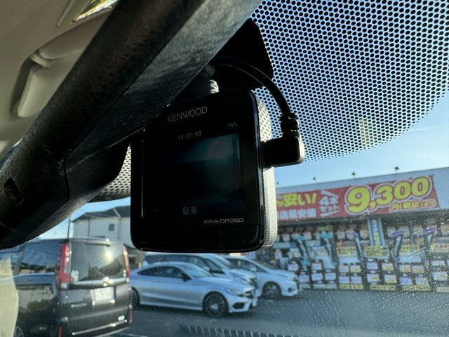 Mitsubishi OUTLANDER PHEV 2015-07 195926-22