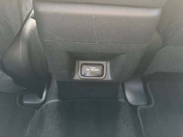Mitsubishi OUTLANDER PHEV 2015-07 195926-28