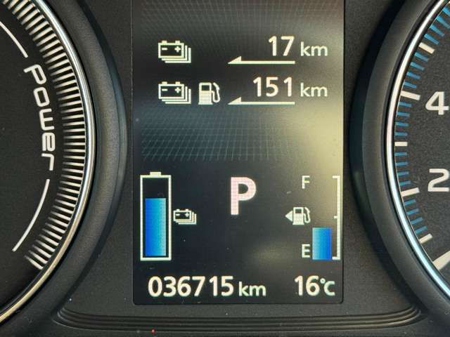 Mitsubishi OUTLANDER PHEV 2015-07 195926-18