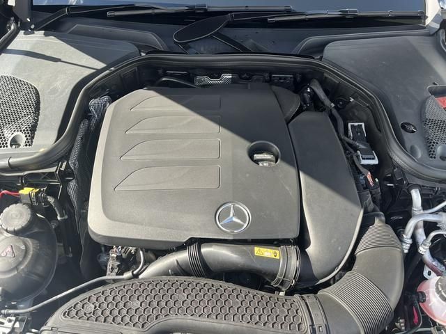 Mercedes Benz E-CLASS 2021-02 189600-16