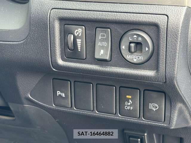 Lexus CT 2011-12 362720-17