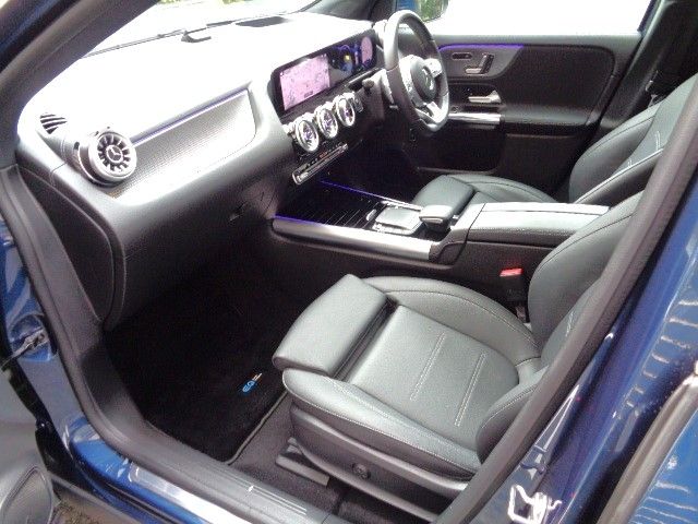 Mercedes Benz EQA 2021-11 24118-12