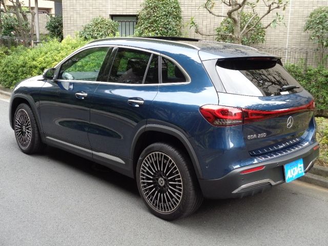 Mercedes Benz EQA 2021-11 24118-2