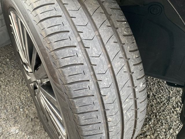 Nissan ELGRAND 2018-08 28565-6
