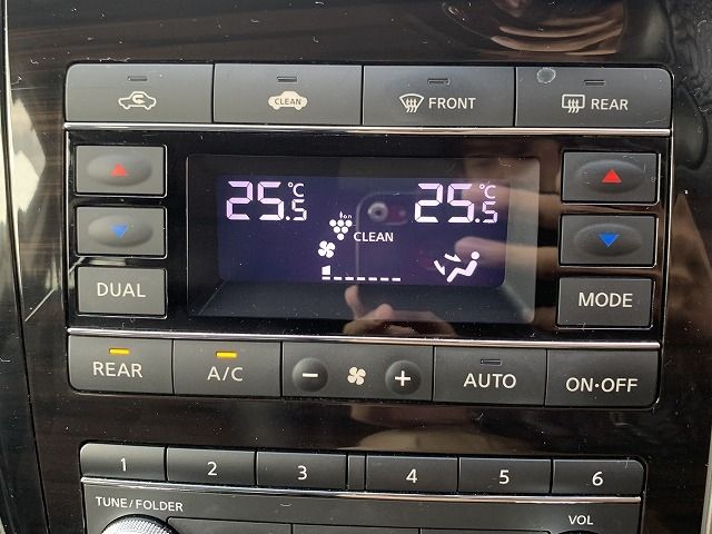Nissan ELGRAND 2018-08 28565-13