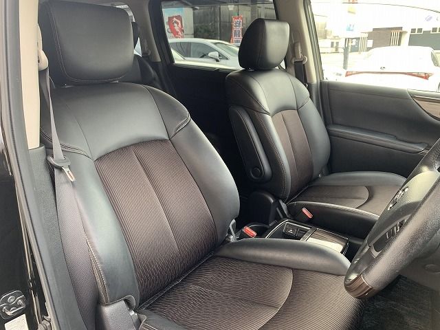 Nissan ELGRAND 2018-08 28565-7