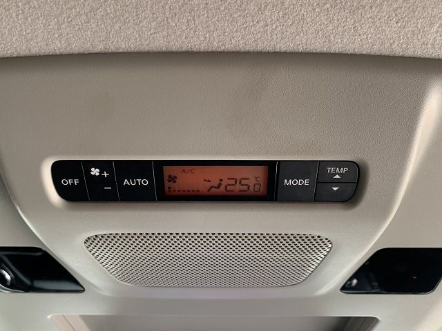 Nissan ELGRAND 2018-08 28565-26