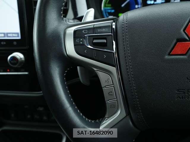 Mitsubishi OUTLANDER PHEV 2020-08 281115-13