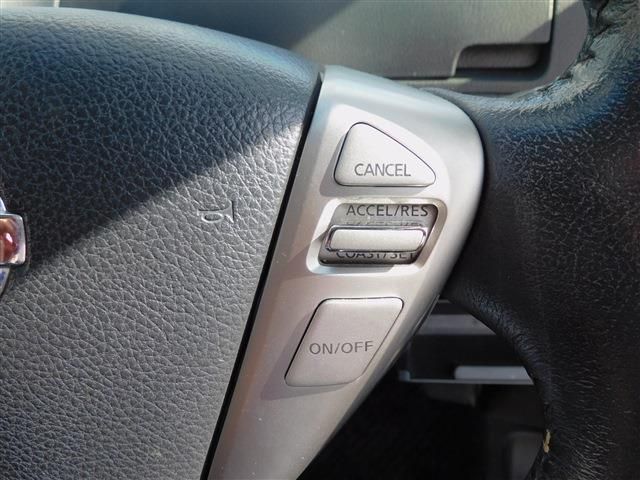 Nissan SERENA 2014-12 186790-28