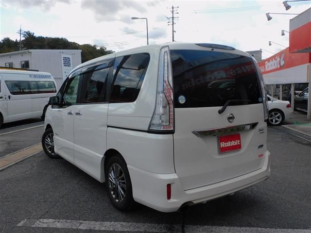 Nissan SERENA 2014-12 186790-7
