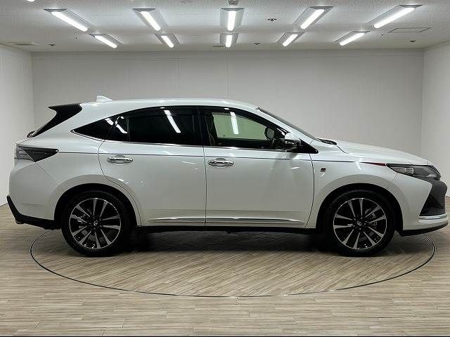 Toyota HARRIER 2018-06 16069-15
