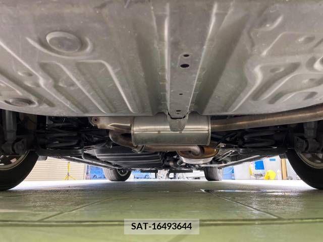 Toyota VOXY 2015-05 288958-19