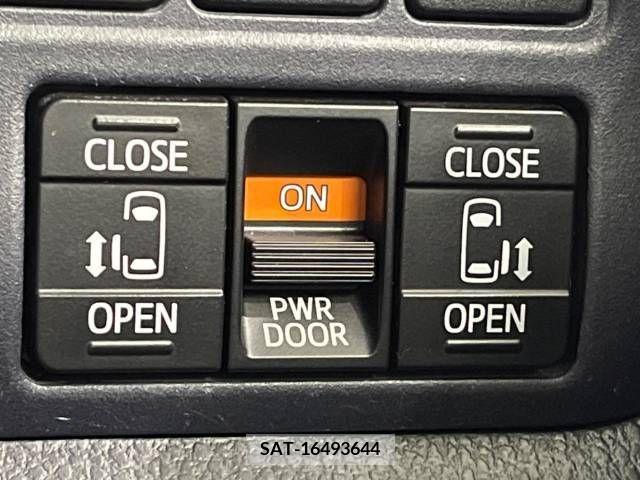 Toyota VOXY 2015-05 288958-5