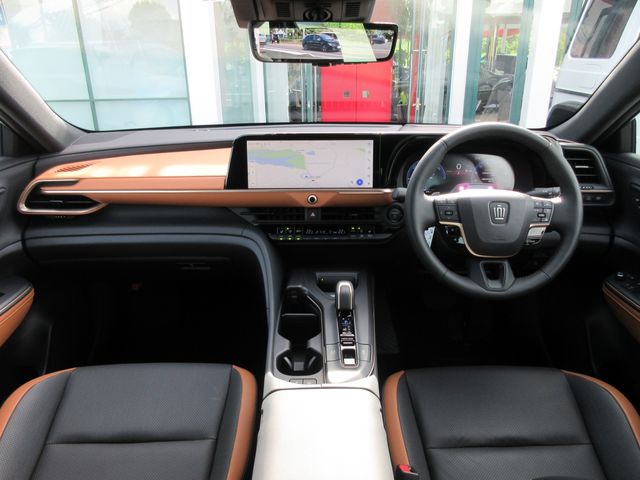 Toyota CROWN 2022-11 6646-1