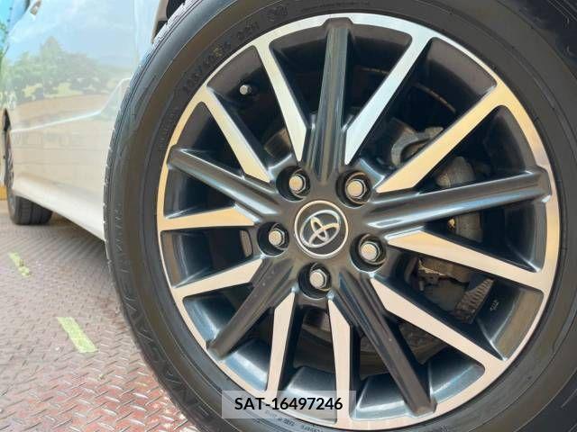 Toyota VOXY 2016-05 220129-14