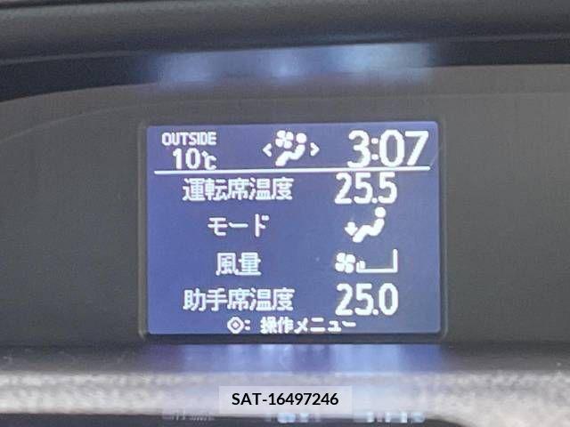 Toyota VOXY 2016-05 220129-6