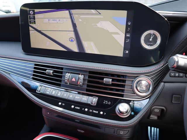 Lexus LS 2021-01 12036-13