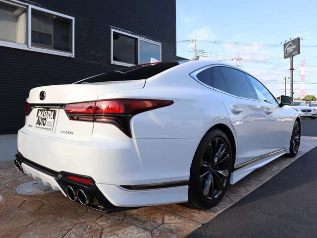 Lexus LS 2021-01 12036-6
