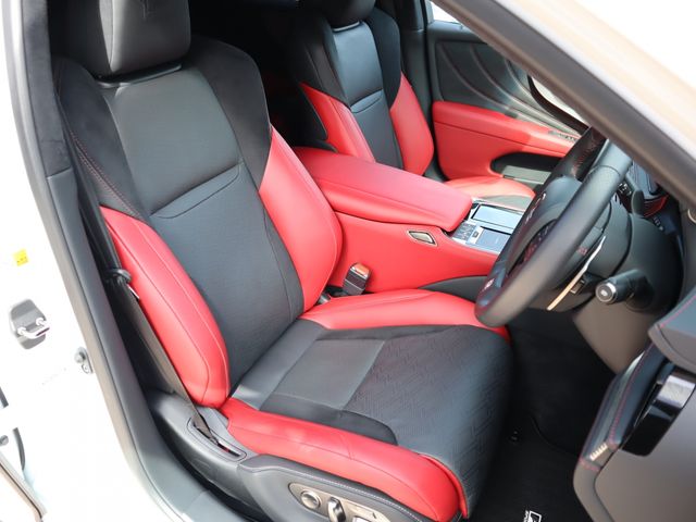 Lexus LS 2021-01 12036-8