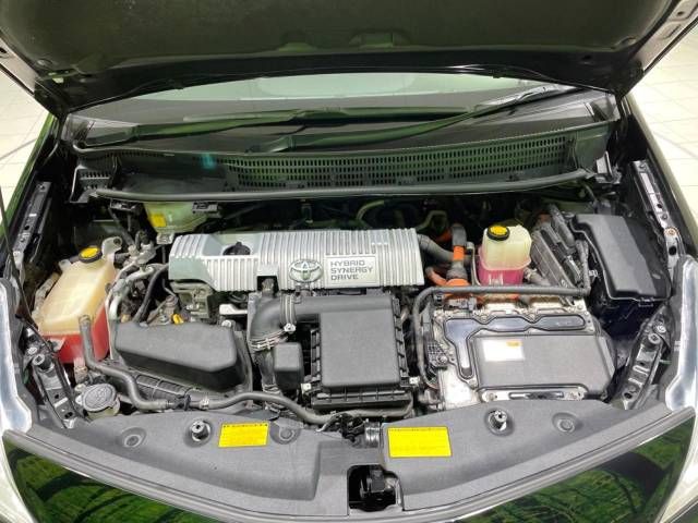 Toyota PRIUS ALPHA 2013-01 185209-19