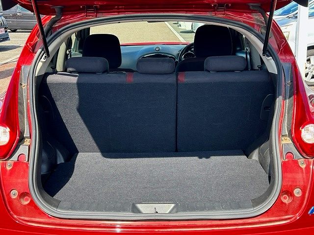 Nissan JUKE 2011-03 18463-20